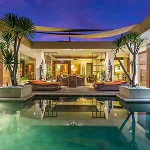 https://villa-lisha.ubudhotelsnow.com
